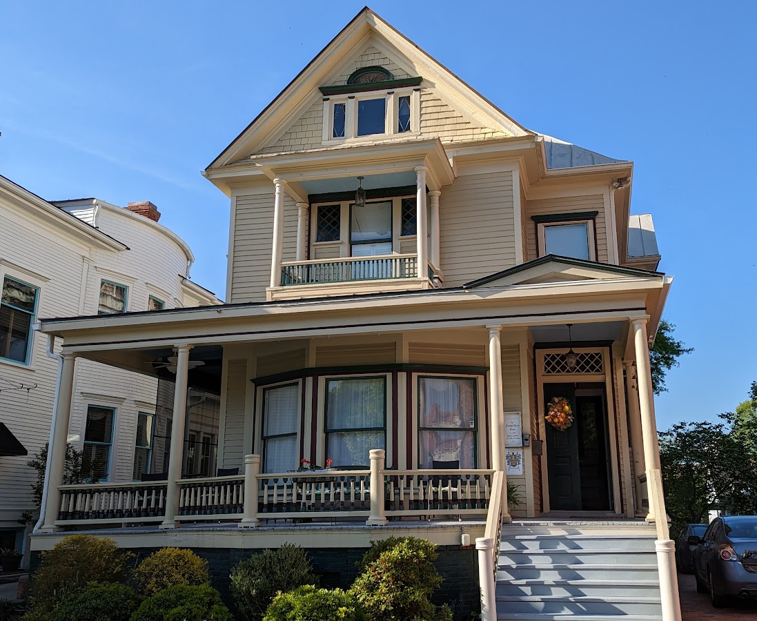 Hanna House Bed & Breakfast