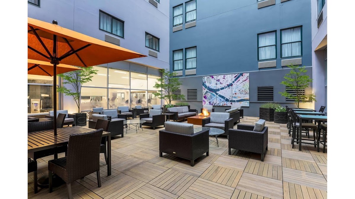 Courtyard Pittsburgh Downtown