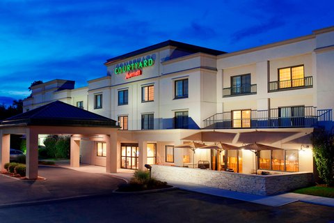 Courtyard by Marriott Newburgh Stewart Airport featured image