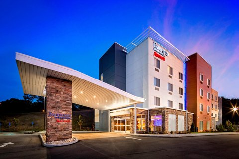Fairfield by Marriott Inn & Suites Monaca