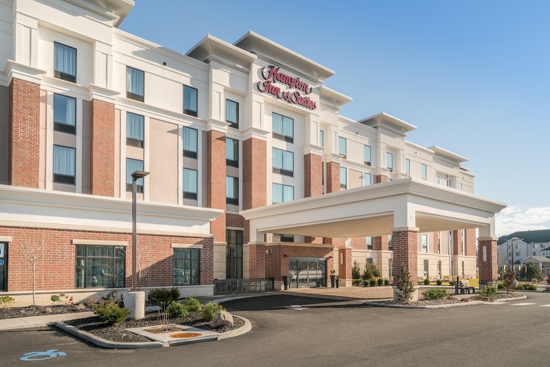 Hampton Inn & Suites Newburgh Stewart Airport featured image