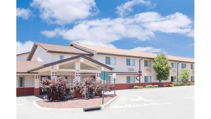 Super 8 by Wyndham Middletown featured image